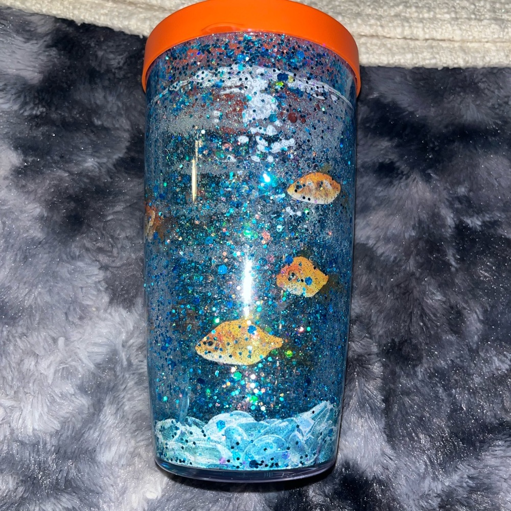 Glitter cups!!
